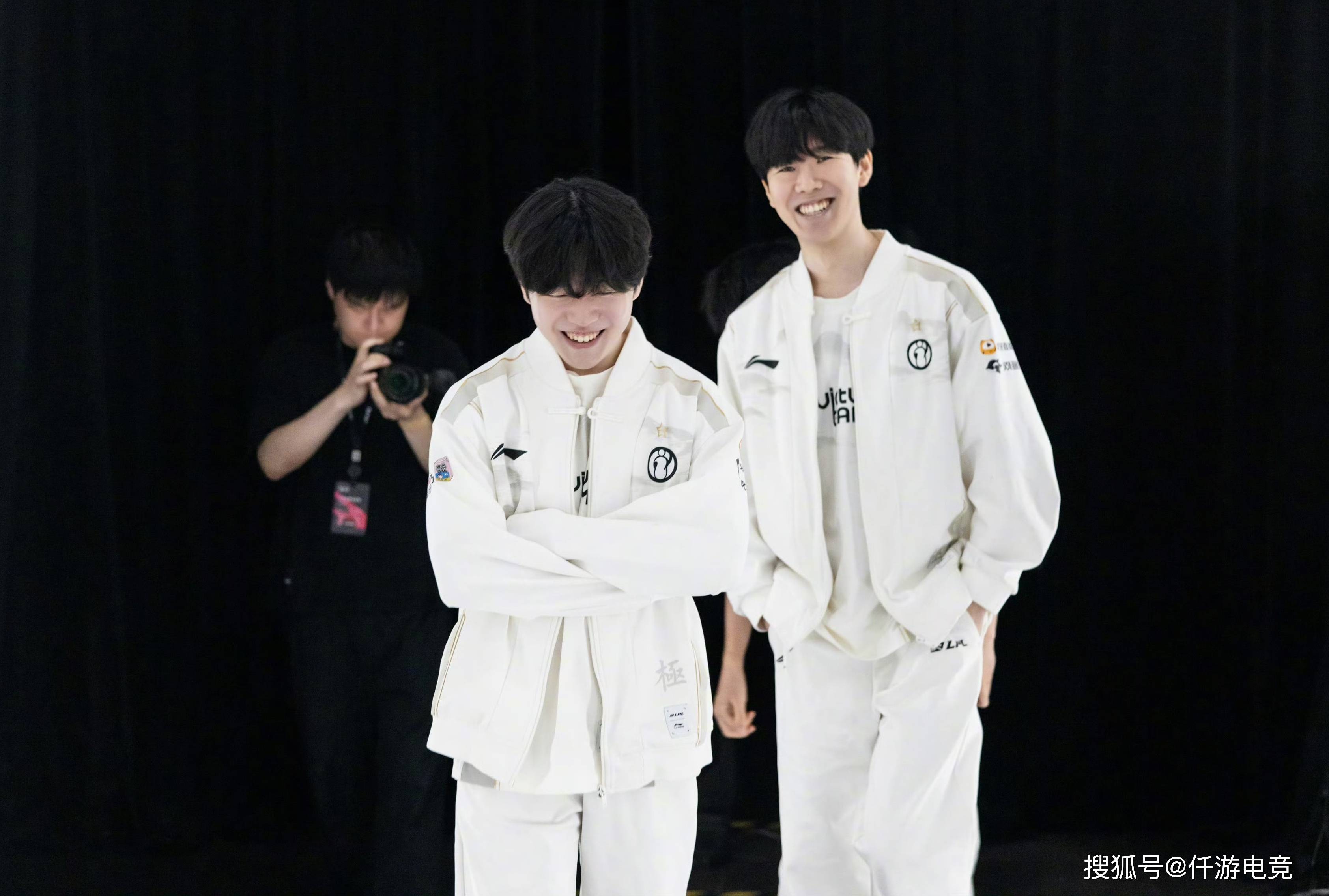 快船和伦纳 快船和伦纳